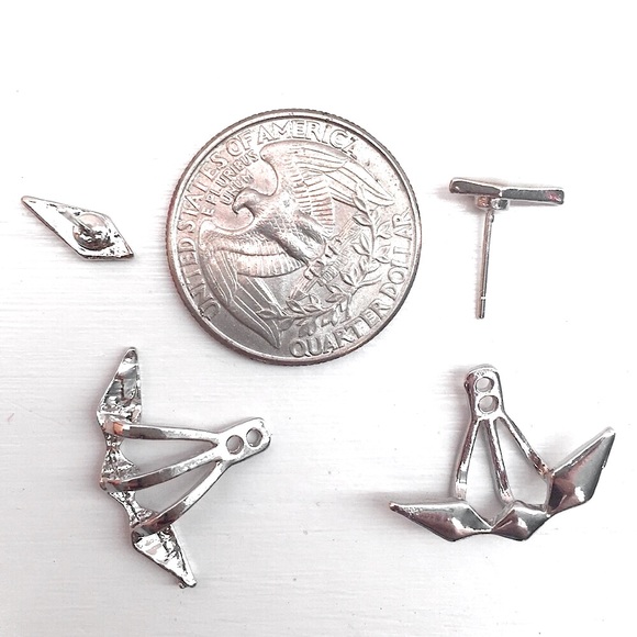 ⚜️[𝟯/$𝟭𝟴]⚜️NEW Unique Shape Geometric Jacket Earrings - Picture 10 of 13